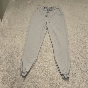 Lululemon Stretch High-Rise Jogger color gray size 4
